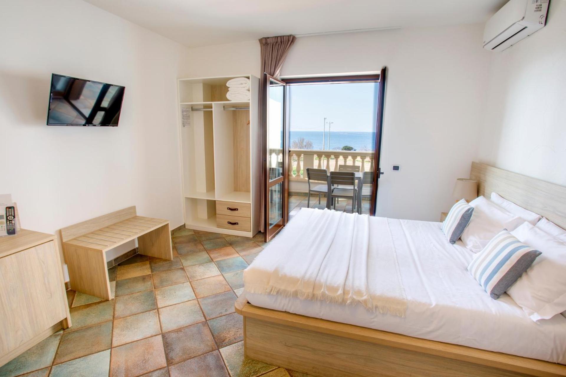 Hotel Corallo Санта Мария ал Баньо Екстериор снимка